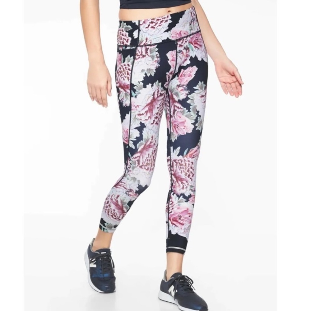 Women’s Athleta Size Small Run Free 7/8 Tight Garden Party Print